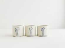 Load image into Gallery viewer, Bud Vase Small Cup