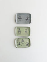 Load image into Gallery viewer, Earthenware Catch-All Tray - Small