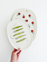 Load image into Gallery viewer, Oval Nesting Trays - Small