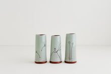 Load image into Gallery viewer, Earthenware Bud Vase