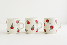 Load image into Gallery viewer, Wavy Mug - Tomato