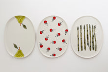 Load image into Gallery viewer, Oval Nesting Trays - Medium