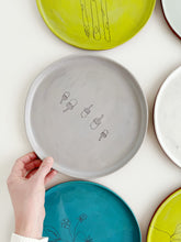 Load image into Gallery viewer, Earthenware Dinner Plates
