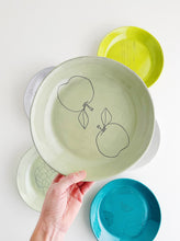 Load image into Gallery viewer, Earthenware Shallow Bowls