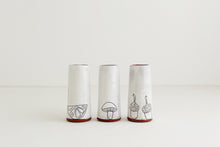 Load image into Gallery viewer, Earthenware Bud Vase