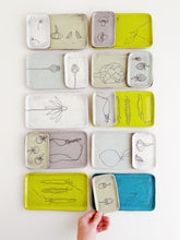 Load image into Gallery viewer, Earthenware Catch-All Tray - Medium