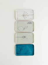 Load image into Gallery viewer, Earthenware Catch-All Tray - Medium