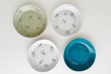Load image into Gallery viewer, Earthenware Shallow Bowls