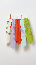 Load image into Gallery viewer, Tea Towel - Chartreuse Peas