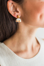 Load image into Gallery viewer, Here Comes the Sun Earrings