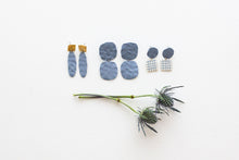 Load image into Gallery viewer, Lattice Earrings - In Thistle