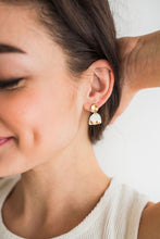 Load image into Gallery viewer, Here Comes the Sun Earrings