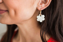 Load image into Gallery viewer, Daisy Charm Hoops