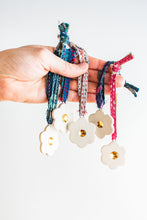 Load image into Gallery viewer, Rona Daisy Ornament