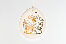 Load image into Gallery viewer, Floral Bowl Birds Ornament