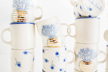 Load image into Gallery viewer, Wavy Mug - Blueberry