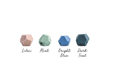 Load image into Gallery viewer, Faceted Bar Necklace