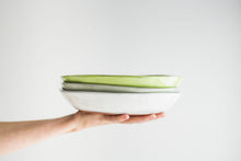 Load image into Gallery viewer, Earthenware Shallow Bowls