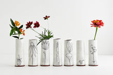 Load image into Gallery viewer, Earthenware Bud Vase