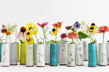 Load image into Gallery viewer, Earthenware Bud Vase