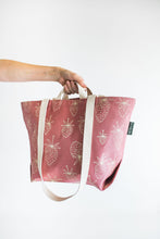 Load image into Gallery viewer, Berry Tote - In Sienna