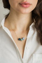 Load image into Gallery viewer, Faceted Bead Cluster Necklace