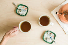 Load image into Gallery viewer, Floral Mug