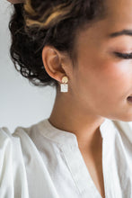 Load image into Gallery viewer, Mini Link Earrings