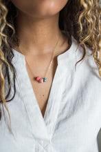 Load image into Gallery viewer, Faceted Bead Cluster Necklace