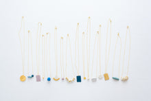 Load image into Gallery viewer, Pinched Bead Necklace