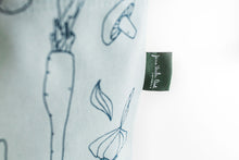 Load image into Gallery viewer, Veggie Tote - In Aqua