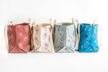 Load image into Gallery viewer, Berry Tote - In Cream