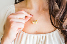 Load image into Gallery viewer, Pinched Bead Necklace