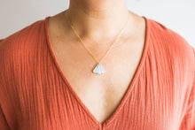 Load image into Gallery viewer, Striped Petal Pendant
