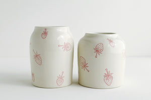 Porcelain Vase - Strawberry