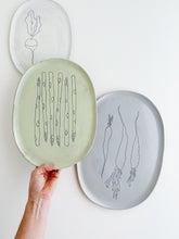 Load image into Gallery viewer, Earthenware Oval Serving Trays
