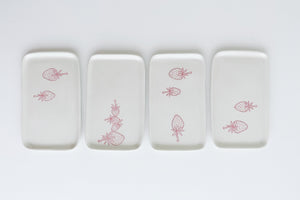 Porcelain Berry Catch-All Trays"