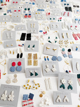 Load image into Gallery viewer, Jewelry Mystery Box
