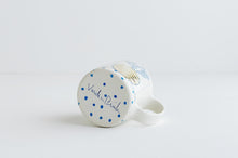 Load image into Gallery viewer, Porcelain Mug - Gold Striped Vase
