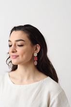 Load image into Gallery viewer, Three Sisters Earrings - Rosy
