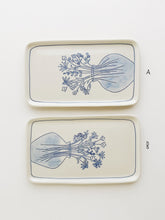 Load image into Gallery viewer, Catch-All Tray - Flower Vase
