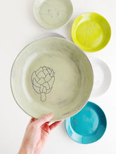 Load image into Gallery viewer, Earthenware Shallow Bowls
