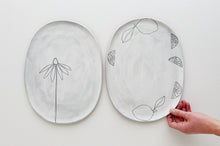 Load image into Gallery viewer, Earthenware Medium Oval Serving Trays
