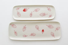 Load image into Gallery viewer, Porcelain Skinny Platter - Strawberry
