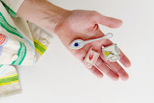 Load image into Gallery viewer, Mini Fruit Pottery Magnet Set
