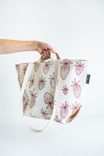 Load image into Gallery viewer, Berry Tote - In Cream
