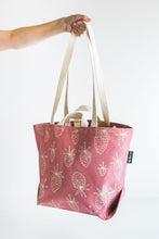Load image into Gallery viewer, Berry Tote - In Sienna
