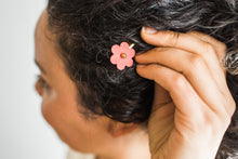 Load image into Gallery viewer, Daisy Hair Pins
